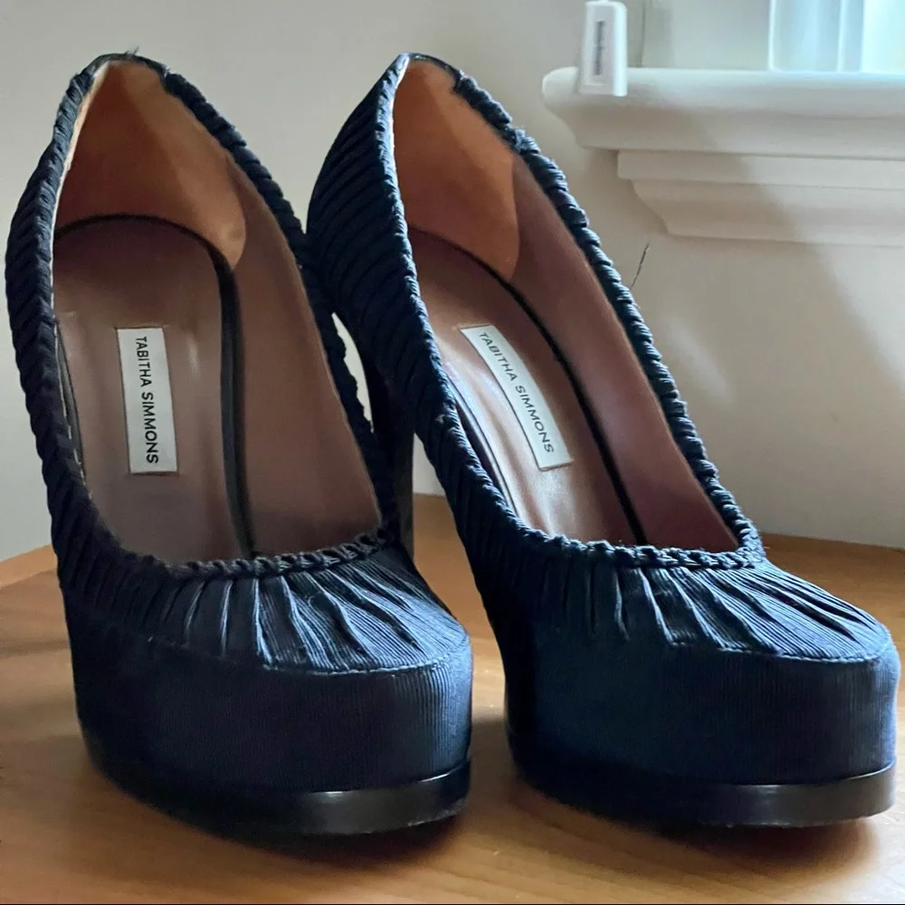 Tabitha Simmons Fabulous Platform Silk Pumps Stiletto Heels, sz 7.5/38